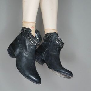 Frye Shoes - Frye Diana cut black leather studded western Boots Frye Shoes - Frye Diana cut black leather studded western Boots